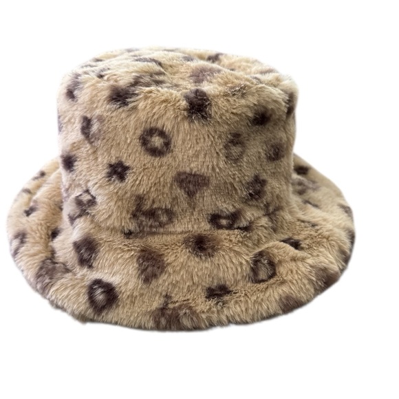 Claire’s Faux Fur Bucket Hat Beige Brown Love Star Heart Print One Size New - Picture 8 of 8